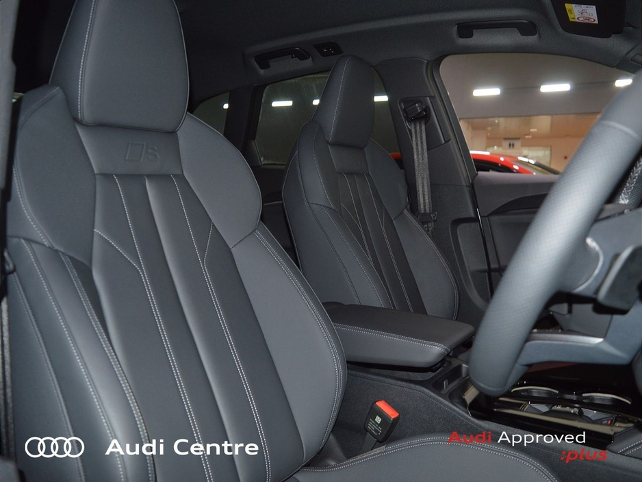 2026 Audi Q5 SUV S line e-hybrid quattro 220 kW S tronic €80,906