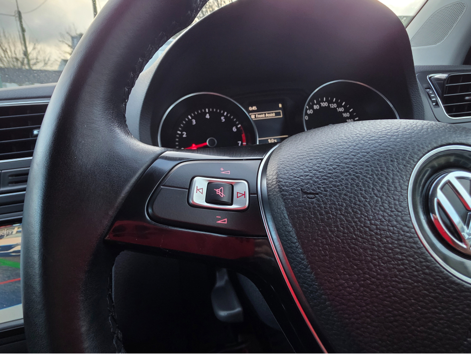 2016 Volkswagen Polo ( 162 REG 1.2 TSI PRIVACY GLASS ALLOYS REV CAMERA MULTIFUNCTION STEERING WHEEL LOW TAX BAND €13,500