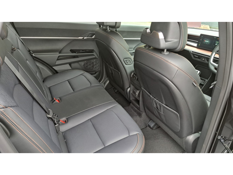 2026 KGM Torres - image 6