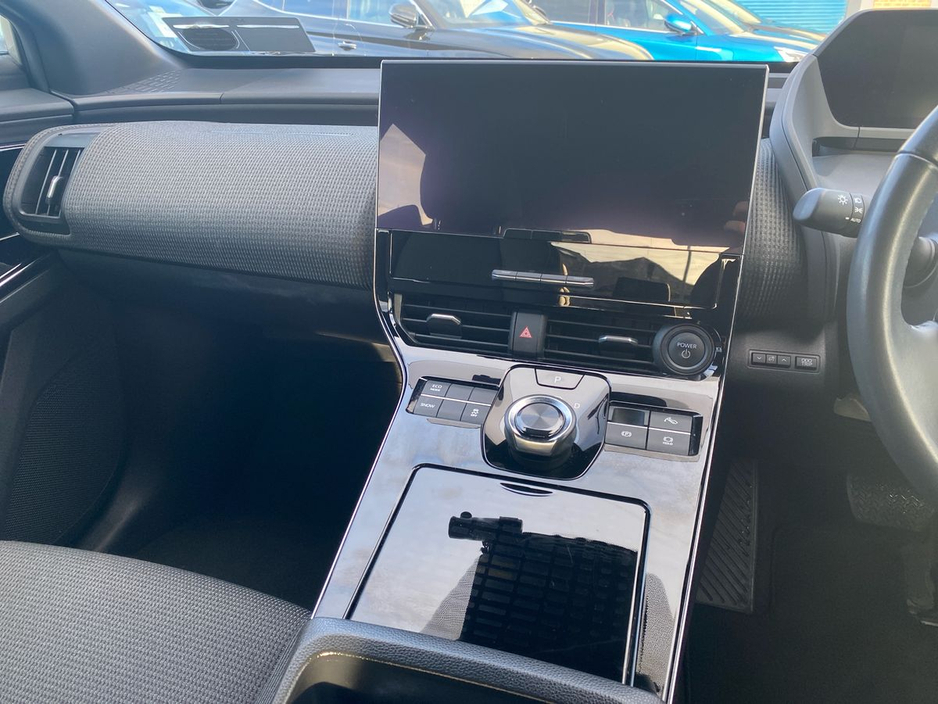 2023 Toyota bZ4X - image 11