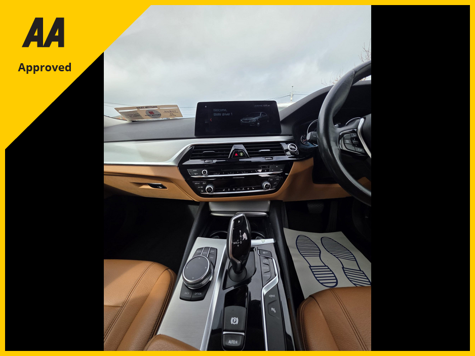 2018 BMW 5 Series - image 5