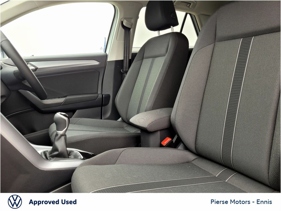 2026 Volkswagen T-Roc - image 7