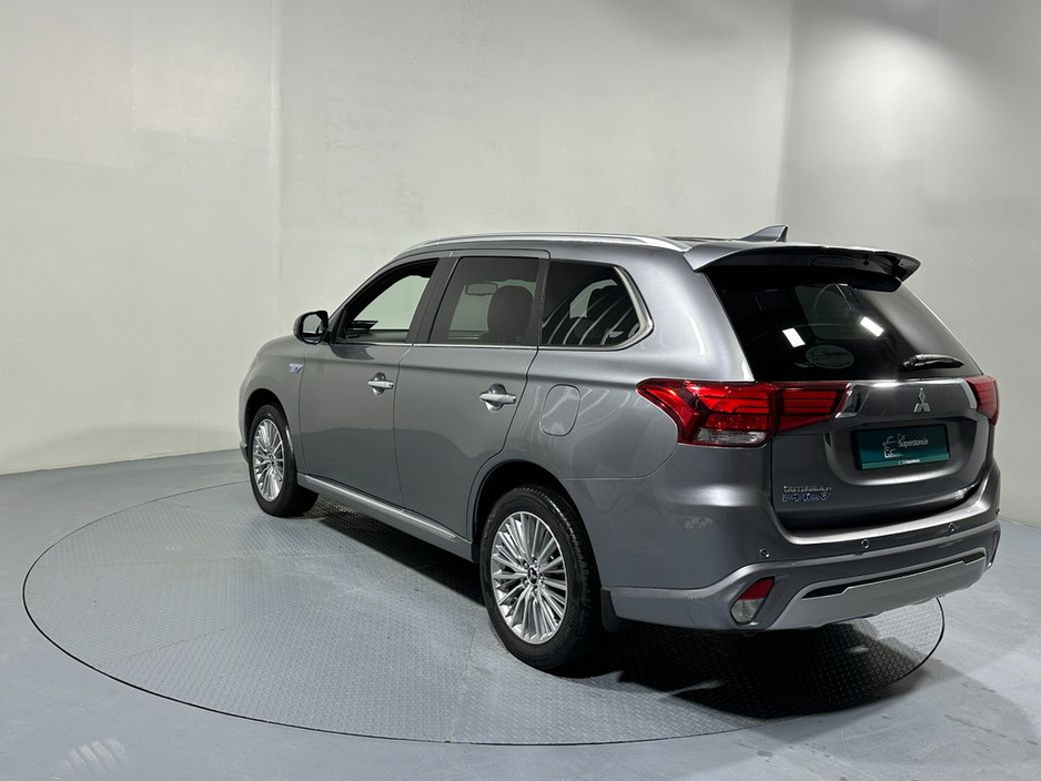 2020 Mitsubishi Outlander Instyle Plug In Hybrid €24,400