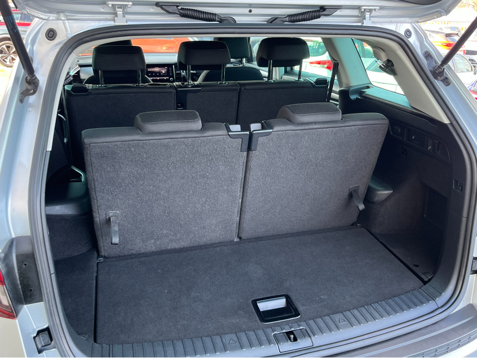 2020 Skoda Kodiaq - image 8