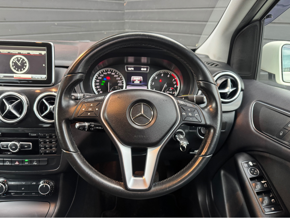 2014 Mercedes-Benz B Class - image 7