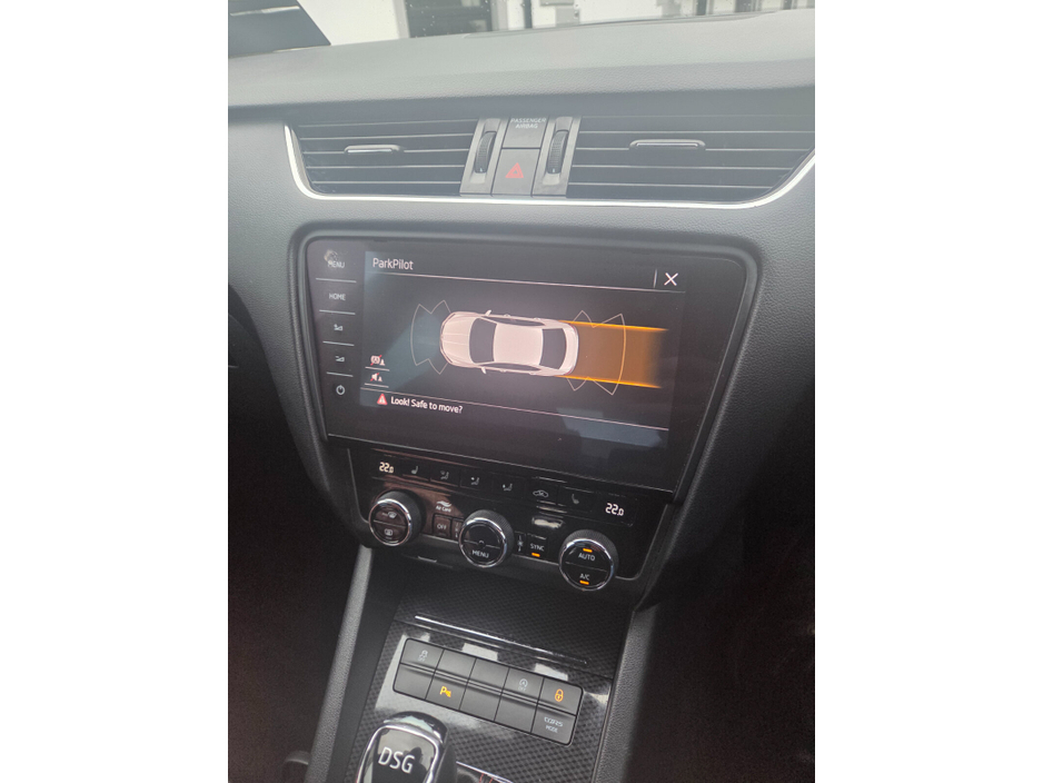 2018 Skoda Octavia - image 25