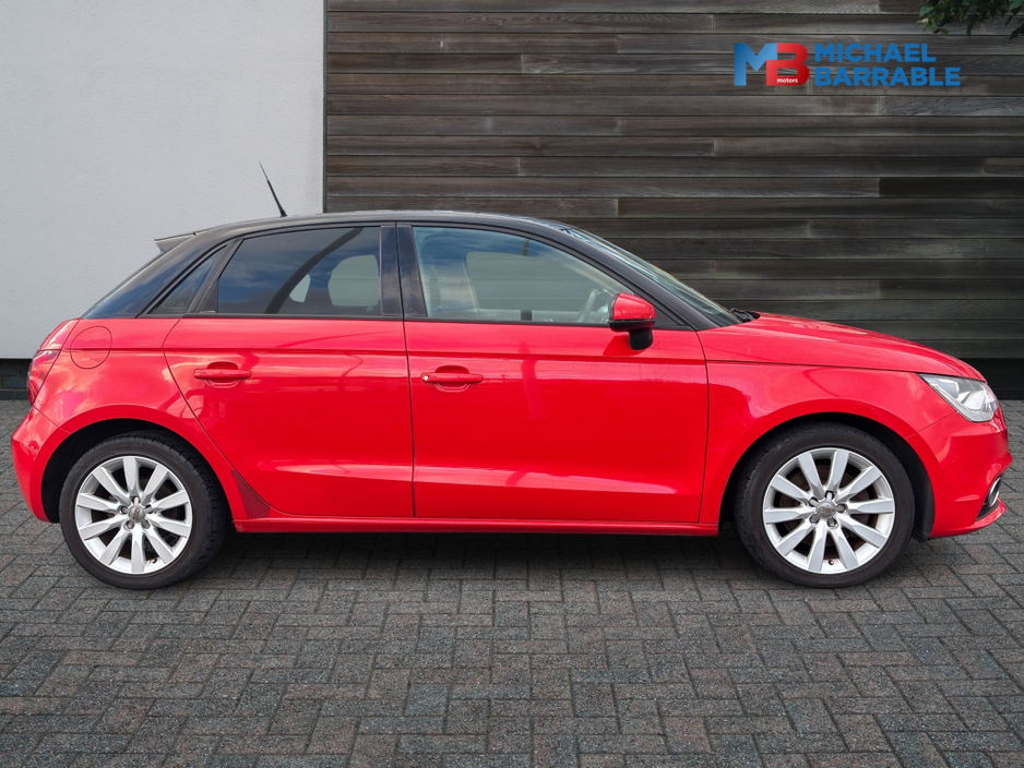 2014 Audi A1 - image 4