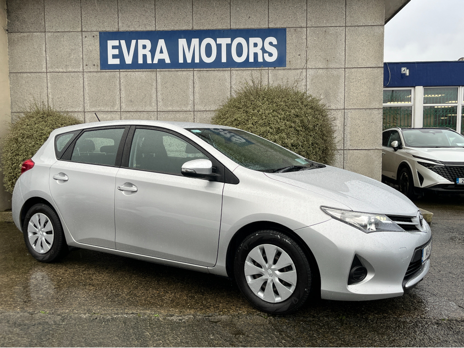 2014 Toyota Auris TERRA 1.3 PETROL //LOW MILES//