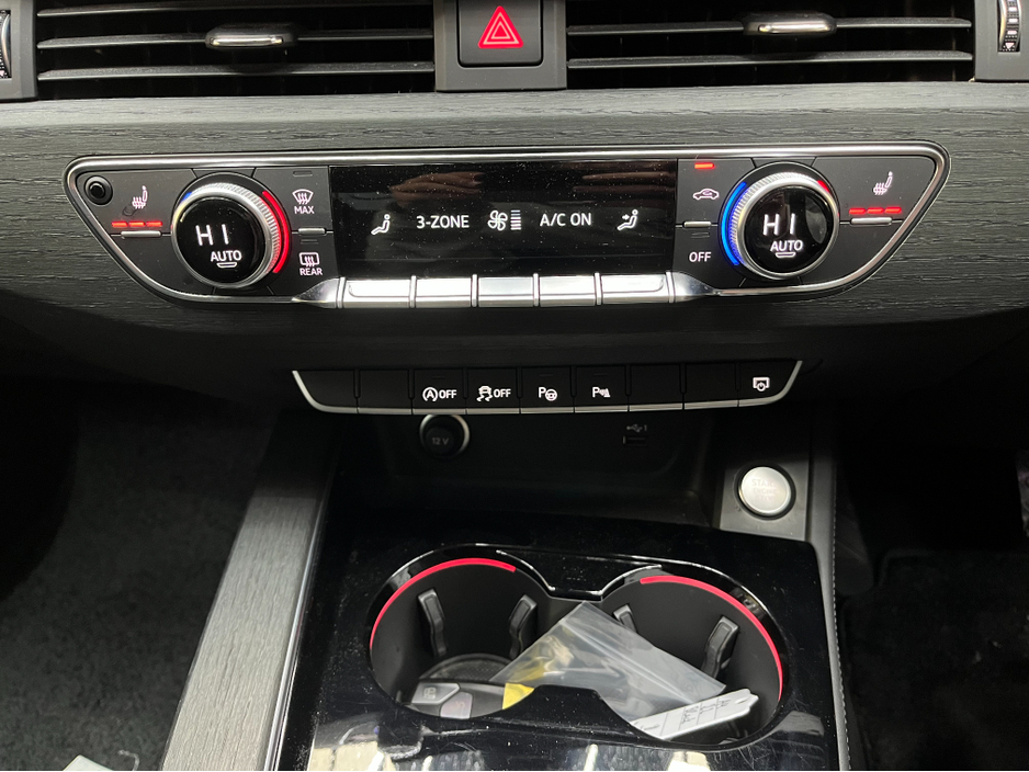 2022 Audi A4 €34950 2022 AUDI A4 35TDI ADVANCED 2.0 AUTOMATIC / CRUISE CONTROL / 360° PARKING CAMERA / ELECTRIC MEMORY & HEATED SEATS / PADDLE SHIFTERS / APPLE CARPLAY €34,950