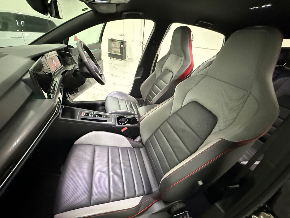 2022 Volkswagen Golf 2.0 TSI 245HP GTI DSG €43,995