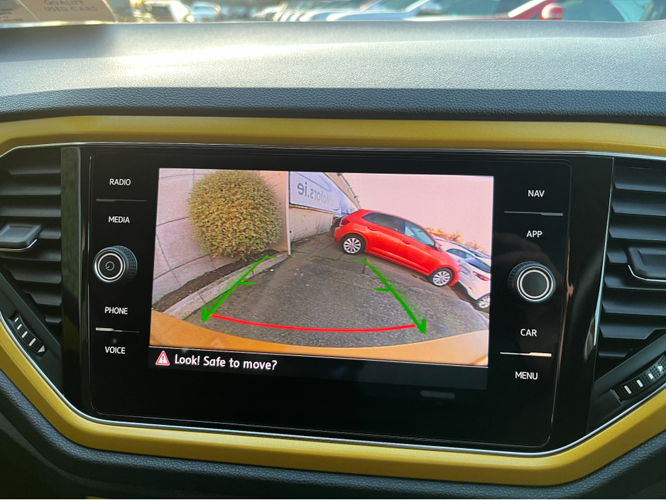 2020 Volkswagen T-Roc STYLE DESIGN AUTOMATIC 2.0 DIESEL //LOW MILES//REVERSE CAMERA//KEYLESS ENTRY//ADAPTIVE CRUISE CONTROL//BLIND SPOT WARNING// €23,950