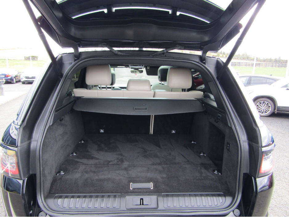 2020 Land Rover Range Rover Sport - image 11