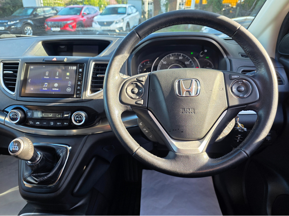 2017 Honda CR-V - image 17