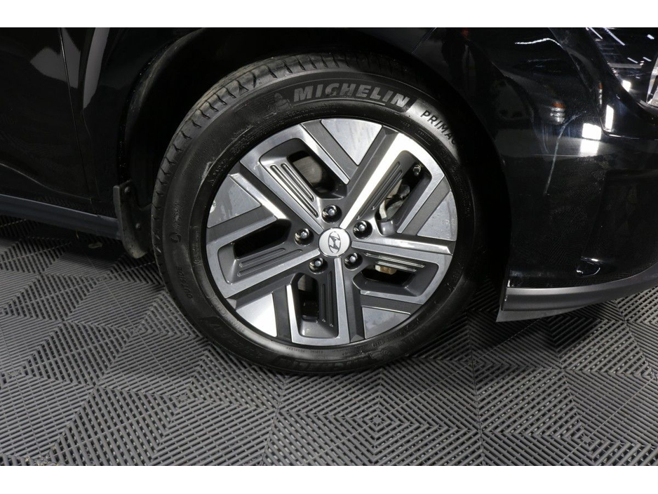 2023 Hyundai Kona ELECTRIC PREMIUM 64 KwH EV €24,995