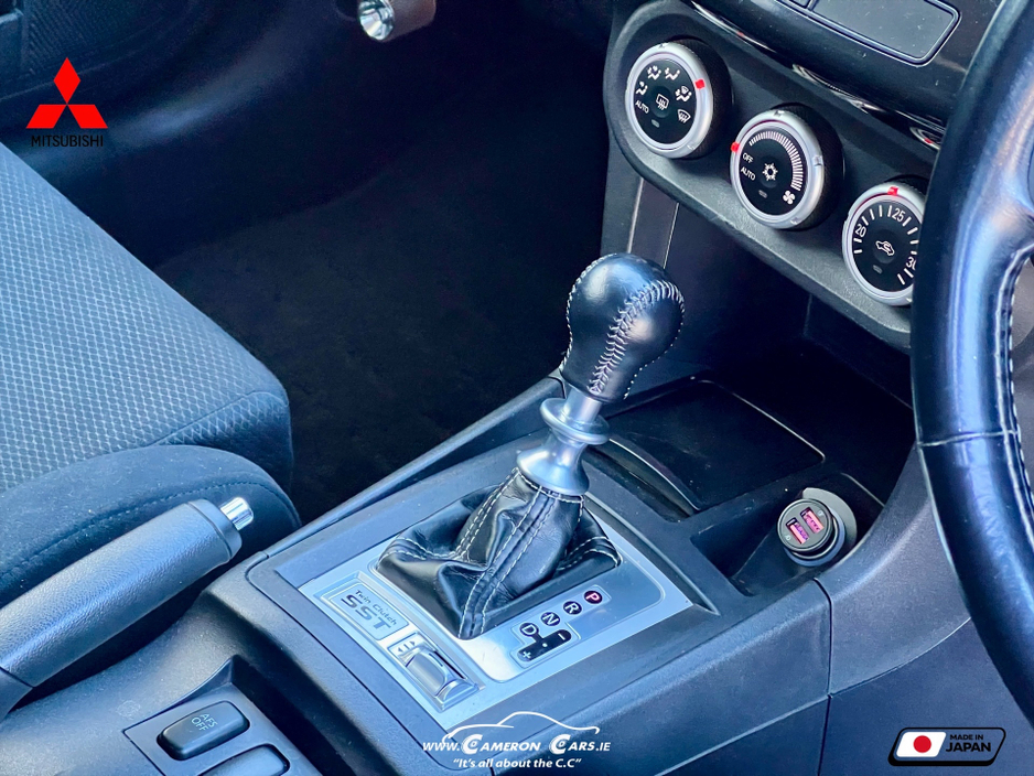 2008 Mitsubishi Lancer - image 29