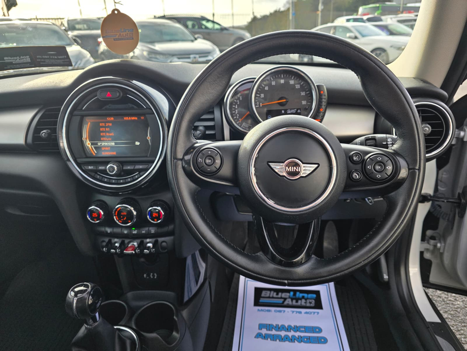 2015 MINI Hatch 1.5 3DR COOPER €12,950