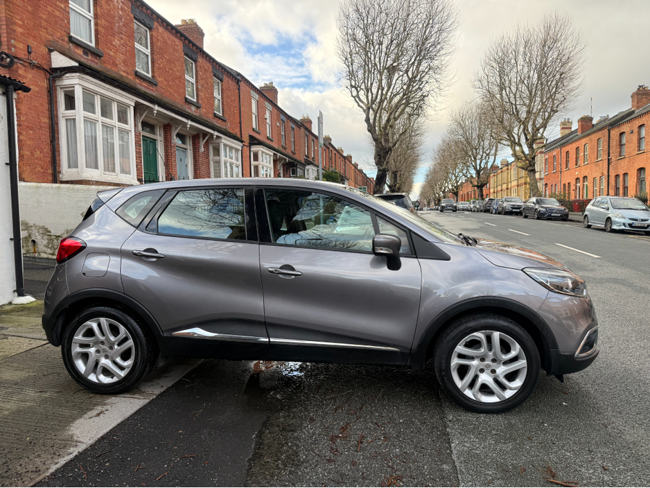 2014 Renault Captur 0.9 Petrol Intense, Only 73kms! New Nct 02/2027, Bluetooth, Cruise Control, A/C, Sat Nav, Alloys, 5 Doors, Service & Warranty Included, SIMI Dealer, €8,950