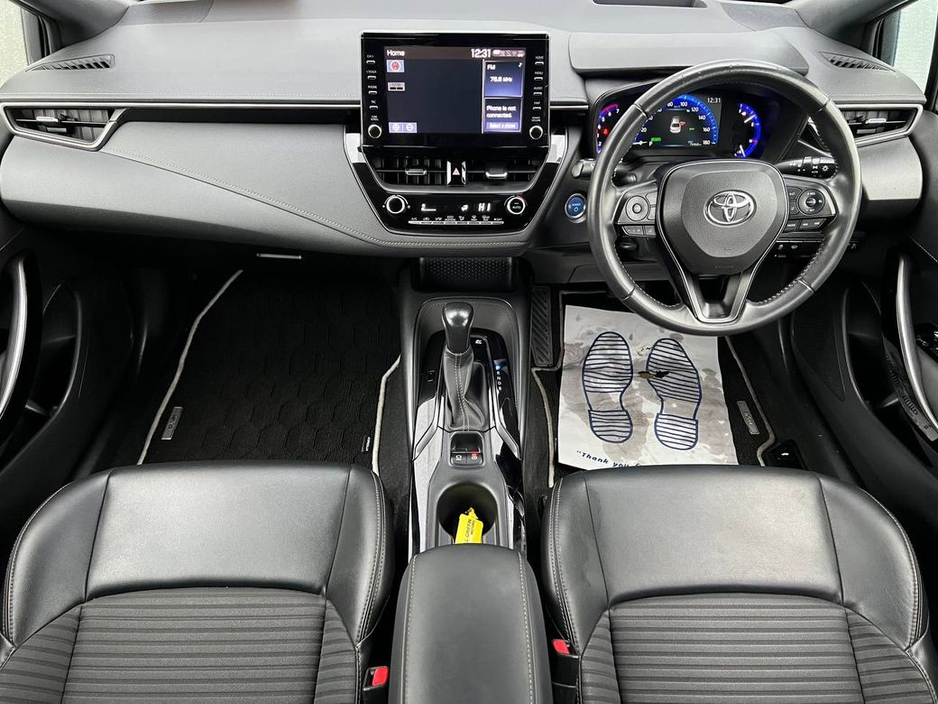 2020 Toyota Corolla WXB 1.8 HYBRID // HEADS-UP DISPLAY // 17" ALLOYS // ADAPTIVE CRUISE CONTROL €21,750