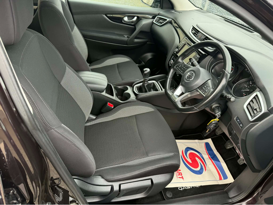 2020 Nissan Qashqai - image 9