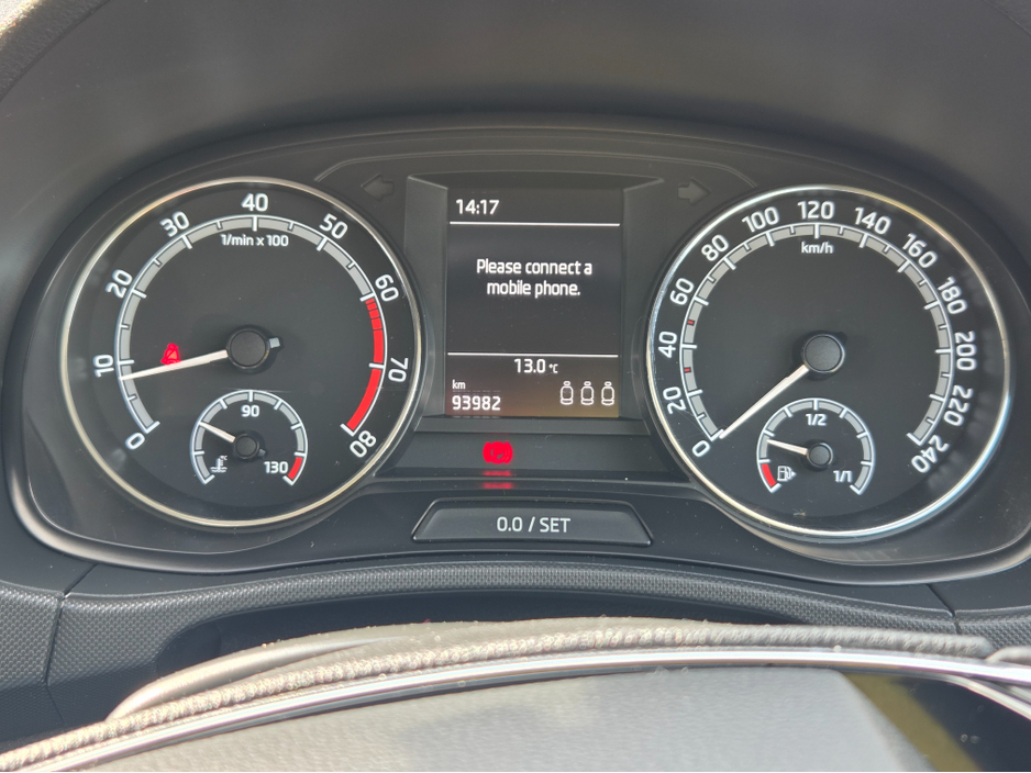 2021 Skoda Fabia - image 14