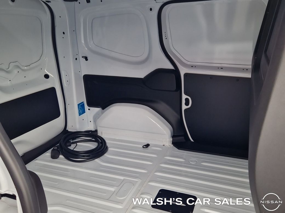 2025 Nissan Townstar SWB PAB VAN 6DR Auto €20,000