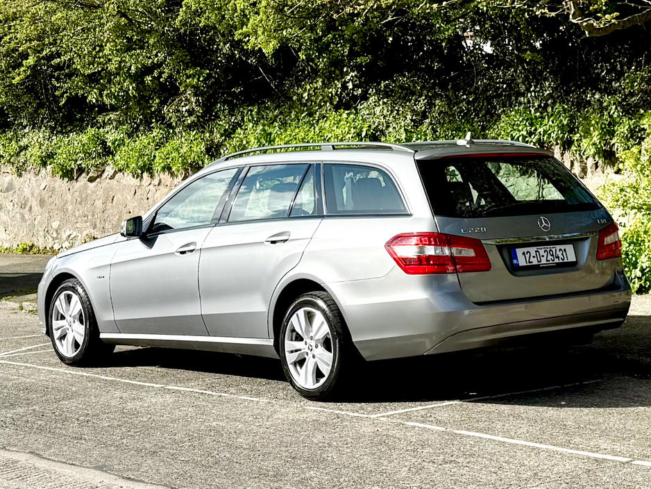 2012 Mercedes-Benz E Class - image 5