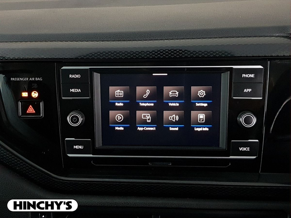 2024 Volkswagen Polo - image 12