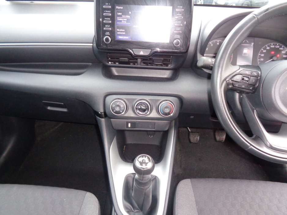 2022 Toyota Yaris 1.0 Luna 4DR