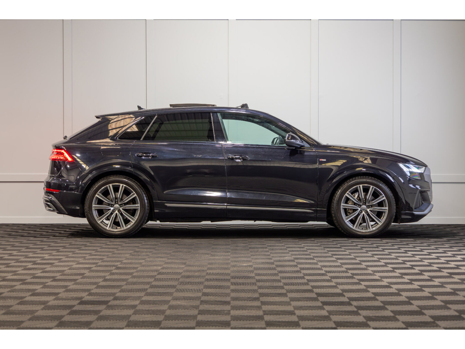 2019 Audi Q8 - image 6