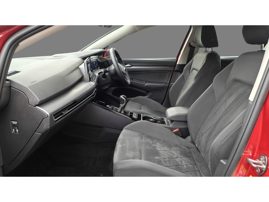 2024 Volkswagen Golf - image 6