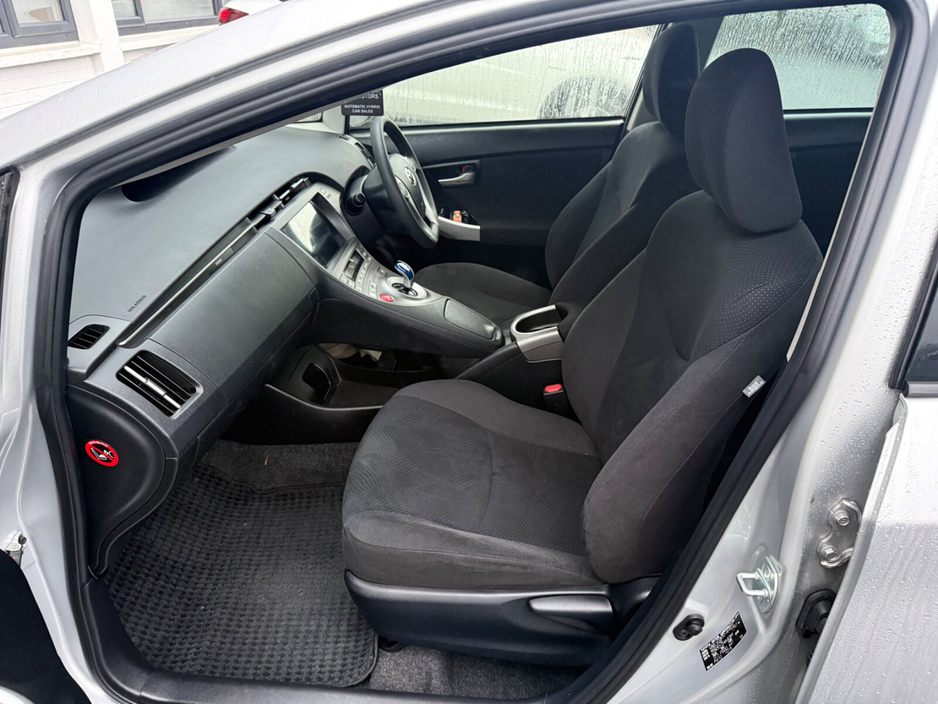 2015 Toyota Prius 1.8 Hybrid €11,990