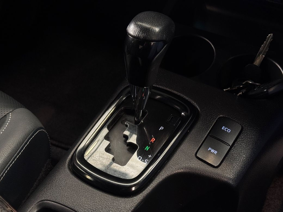 2023 Toyota Hilux - image 18