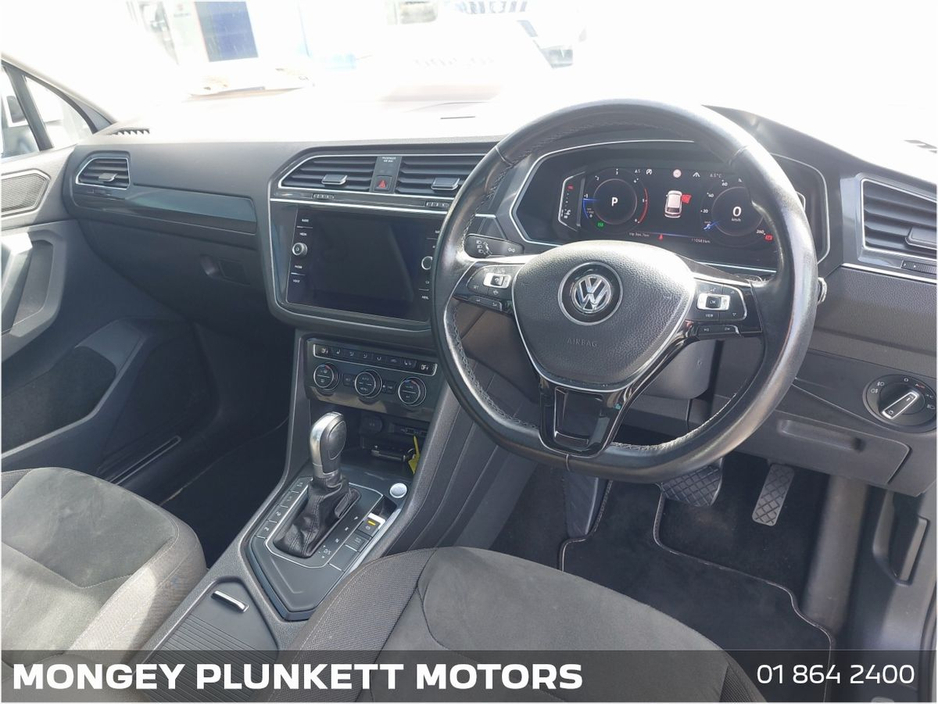 2019 Volkswagen Tiguan - image 11