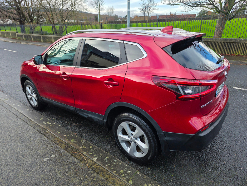 2018 Nissan Qashqai 1.2 SV CVT 18 4DR Auto €18,950