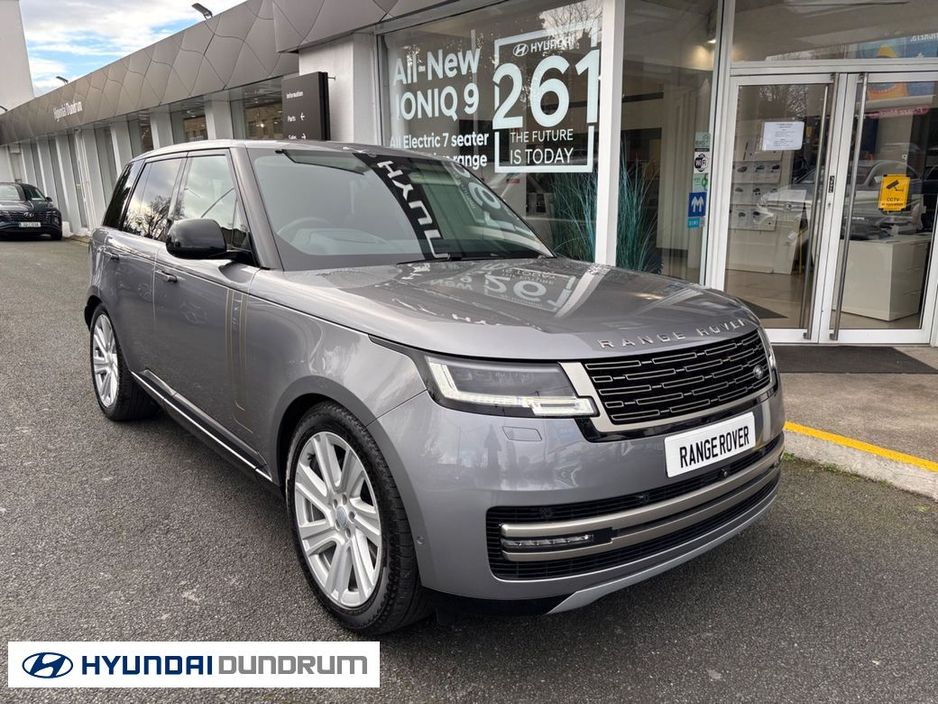 2025 Land Rover Range Rover - image 3