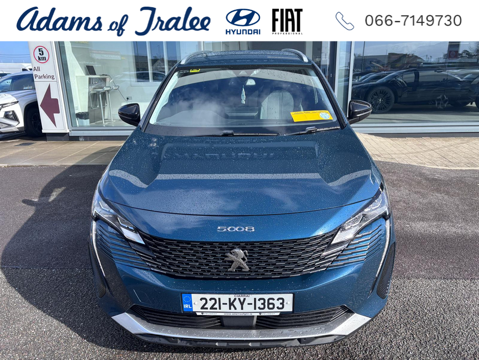 2022 Peugeot 5008 - image 3