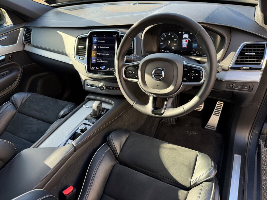 2022 Volvo XC90 PHEV T8 (390hp) R-Design AWD €56,900