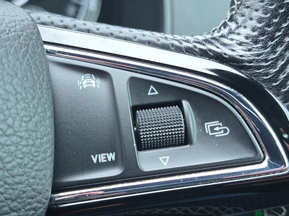 2019 Skoda Karoq - image 21