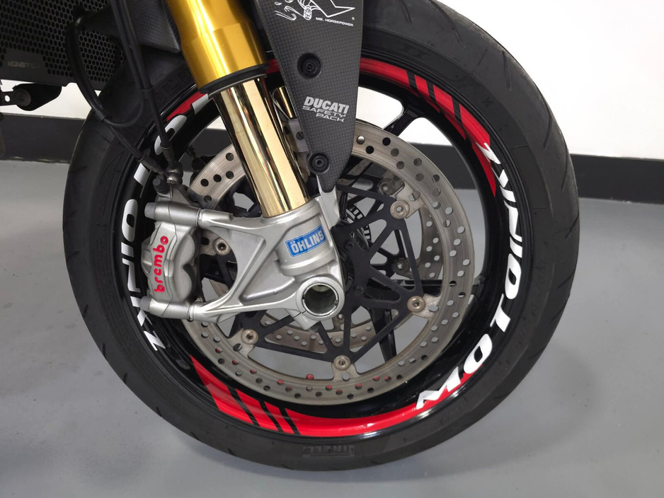 2020 Ducati Monster - image 10