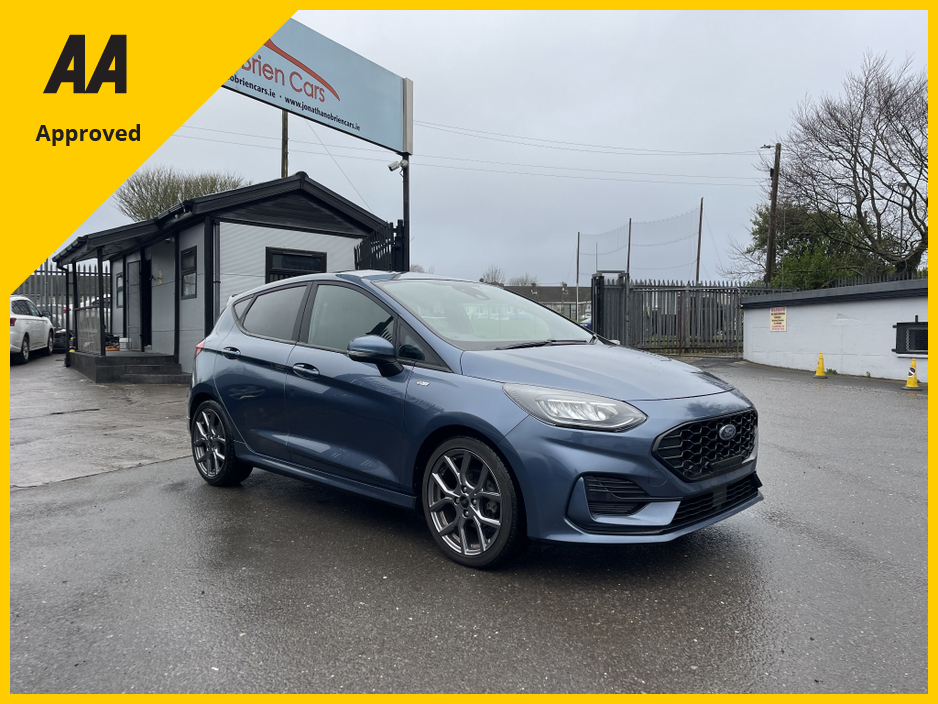 2023 Ford Fiesta - image 2