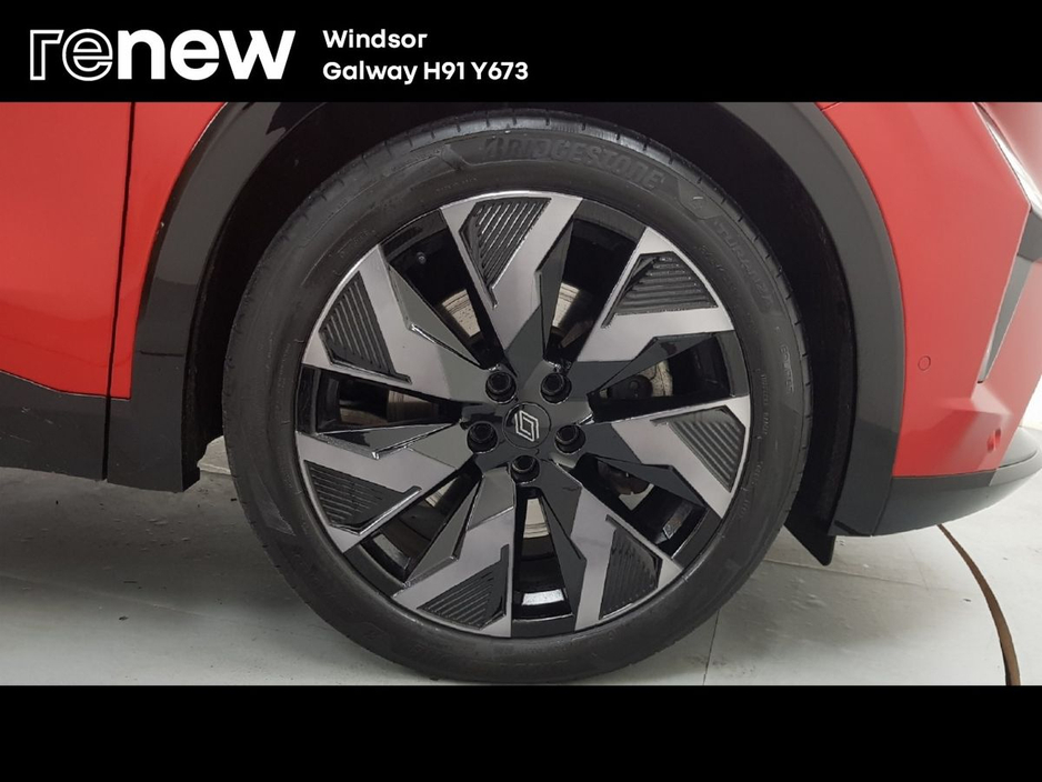 2025 Renault Rafale - image 9