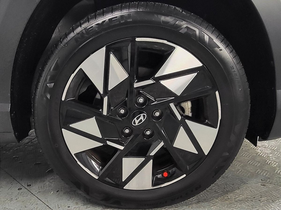 2024 Hyundai Kona 1.6 HYBRID Elegance Auto €120 per week €33,975