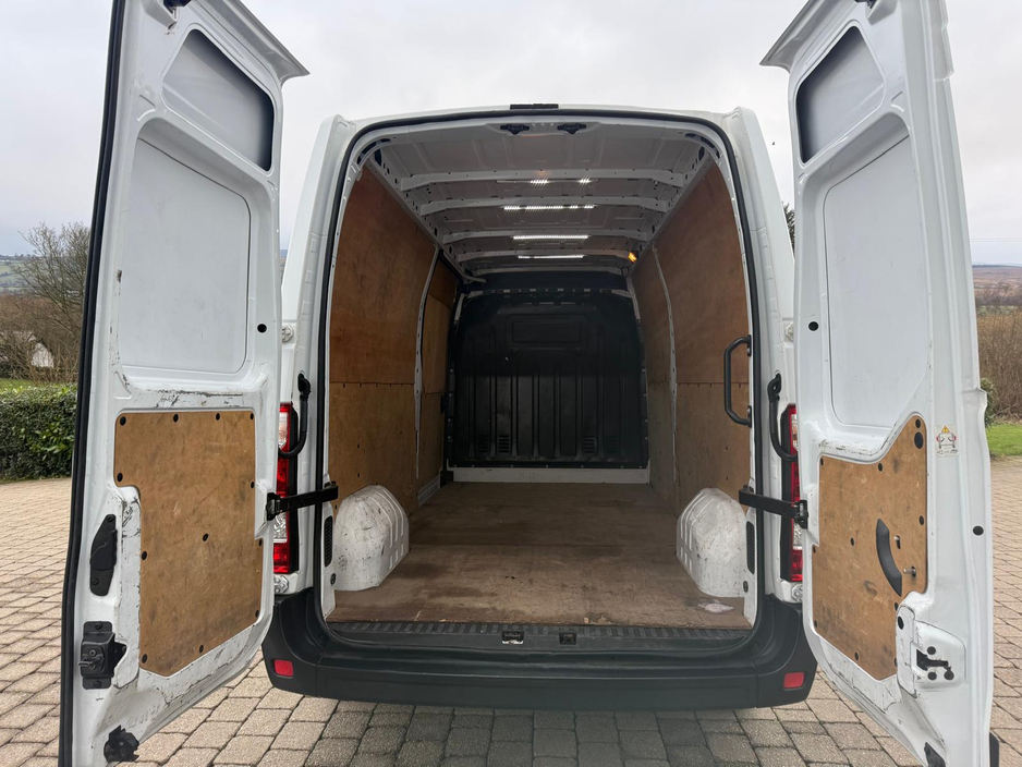 2022 Renault Master 135  BUSINESS NO VAT €22,750