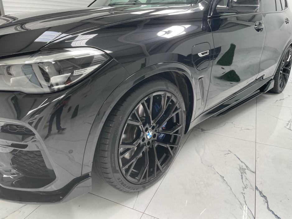 2022 BMW X5 - image 10