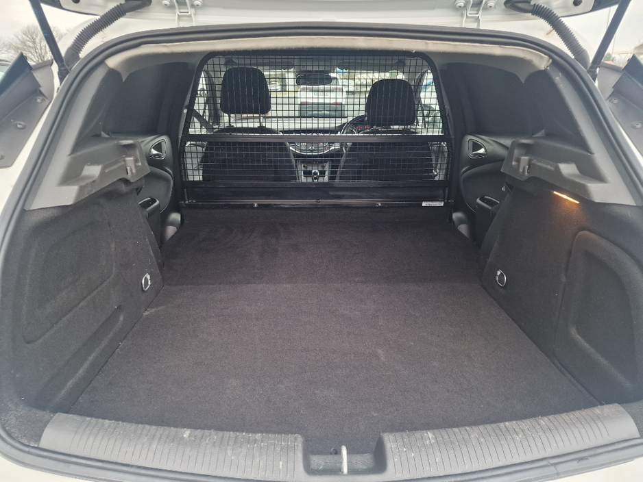 2022 Opel Astra van ED 1.5 122ps 5DR €9,950