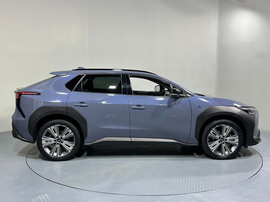 2024 Subaru Solterra - image 8