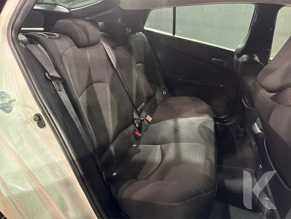 2021 Toyota Prius - image 11