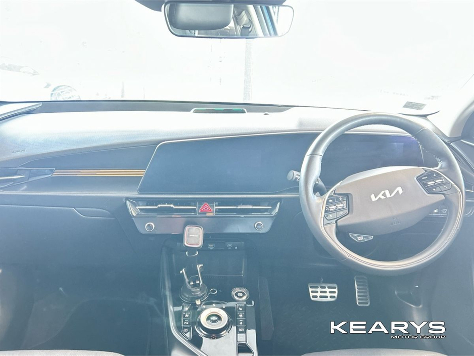 2022 Kia Niro - image 11