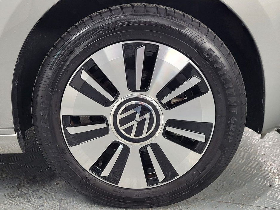 2024 Volkswagen e-up! E-UP STYLE 32KWH 82BHP AUTO €13,975
