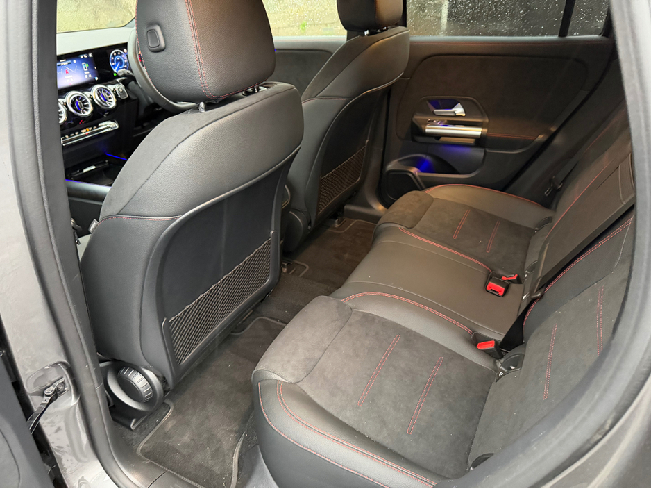 2025 Mercedes-Benz EQA 250 PLUS URBAN EDITION//GREAT SPEC//SIMI AND AA DEALER €44,950